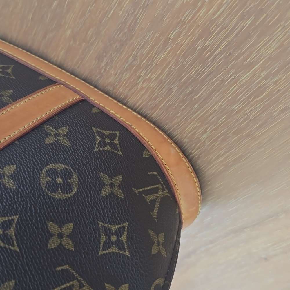 Louis Vuitton Babilone Monogram Canvas Bag - Picture 12 of 13